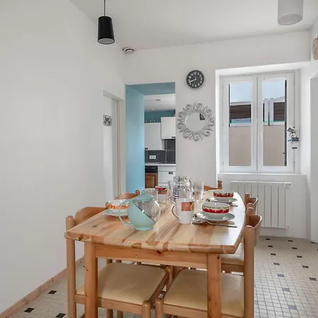 Maison Pour 5 A 350m De La *