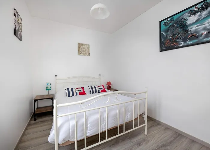 Feriehus Maison Pour 5 A 350m De La