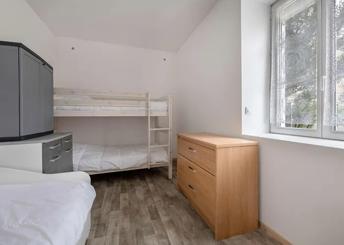 Feriehus Maison Pour 5 A 350m De La *